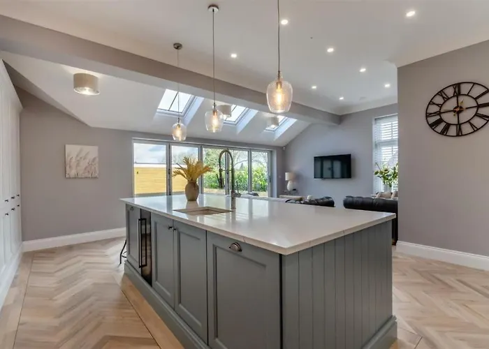Oakview Holiday Home